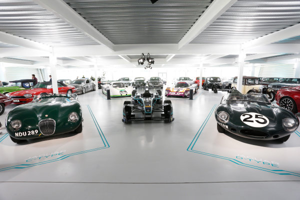 Jaguar Racing Official Formula E Launch
Jaguar Heritage Collections Centre, Gaydon, UK
Thursday 8 September 2016
The new Jaguar Racing Formula E car with C-Type and D-Type historic racing Jaguars.
World Copyright: Andrew Ferraro/LAT Photographic
ref: Digital Image _FER7025 Jaguar Racing Official Formula E Launch
Jaguar Heritage Collections Centre, Gaydon, UK
Thursday 8 September 2016
The new Jaguar Racing Formula E car with C-Type and D-Type historic racing Jaguars.
World Copyright: Andrew Ferraro/LAT Photographic
ref: Digital Image _FER7025