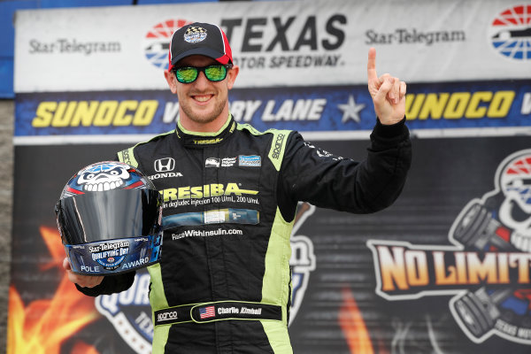 Verizon IndyCar Series
Rainguard Water Sealers 600
Texas Motor Speedway, Ft. Worth, TX USA
Friday 9 June 2017
Verizon P1 Pole Award winner Charlie Kimball with the Texas helmet award 
World Copyright: Michael L. Levitt
LAT Images