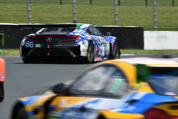 IMSA WeatherTech SportsCar Championship
Mobil 1 SportsCar Grand Prix
Canadian Tire Motorsport Park
Bowmanville, ON CAN
Sunday 9 July 2017
86, Acura, Acura NSX, GTD, Oswaldo Negri Jr., Jeff Segal
World Copyright: Richard Dole/LAT Images
ref: Digital Image DOLE_CTMP_17_001383