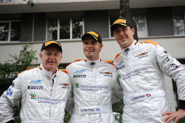 Circuit de La Sarthe, Le Mans, France. 13th - 17th June 2012. 
Friday Parade
Paul Daniels, Markus Palttala, and Joel Camathias, JWA-AVILA, No
55 Porsche 911 RSR (997). 
Photo: Jeff Bloxham/LAT Photographic. 
ref: Digital Image DSC_2180