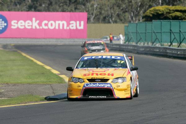 2004 Australian V8 Supercars
Sandown, Australia. 12th September 2004
V8 Supercar drivers Steve Johnson and Warren Luff during the Betta Electrical 500 being held this weekend at Sandown International Raceway Melbourne, Australia.
World Copyright: Mark Horsburgh/LAT Photographic
ref: DIgital Image Only