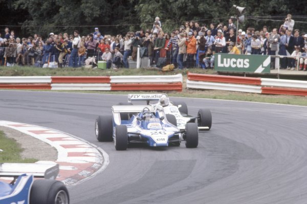 1980 British Grand Prix.
Brands Hatch, Great Britain. 11-13 July 1980.
Jacques Laffite (Ligier JS11/15-Ford Cosworth) and Alan Jones (Williams FW07B-Ford Cosworth) follow Didier Pironi (Ligier JS11/15-Ford Cosworth) early in the race. Jones finished in 1st position.
World Copyright: LAT Photographic
Ref: 35mm transparency 80GB16 1980 British Grand Prix.
Brands Hatch, Great Britain. 11-13 July 1980.
Jacques Laffite (Ligier JS11/15-Ford Cosworth) and Alan Jones (Williams FW07B-Ford Cosworth) follow Didier Pironi (Ligier JS11/15-Ford Cosworth) early in the race. Jones finished in 1st position.
World Copyright: LAT Photographic
Ref: 35mm transparency 80GB16