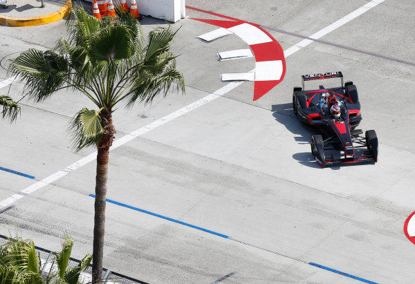 2014/2015 FIA Formula E Championship.
Long Beach ePrix, Long Beach, California, United States of America.
Friday 3 April 2015
Stephane Sarrazin (FRA)/Venturi Racing - Spark-Renault SRT_01E
Photo: Jed Leicester/LAT/Formula E
ref: Digital Image _JL20223
2014/2015 FIA Formula E Championship.
Long Beach ePrix, Long Beach, California, United States of America.
Friday 3 April 2015
Stephane Sarrazin (FRA)/Venturi Racing - Spark-Renault SRT_01E
Photo: Jed Leicester/LAT/Formula E
ref: Digital Image _JL20223