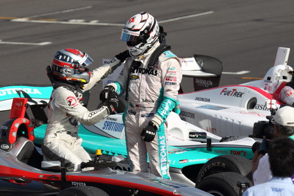 Round 5 - TWIN RING MOTEGI, Japan. 5th August 2012.
Winner Joao Paulo Lima de Oliveira ( #19 TEAM IMPUL ) & 2nd position Andre Lotterer ( #36 PETRONAS TEAM TOM'S ), parcferme, portrait.
World Copyright: Yasushi Ishihara/LAT Photographic
ref: Digital Image 2012FN_Rd5_007