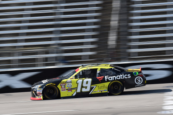 NASCAR XFINITY Series
O?Reilly Auto Parts 300
Texas Motor Speedway
Fort Worth, TX USA
Friday 3 November 2017
Matt Tifft, Surface Sunscreen @ Fanatics Toyota Camry
World Copyright: John K Harrelson
LAT Images