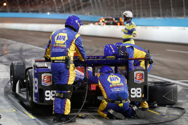 Verizon IndyCar Series
Desert Diamond West Valley Phoenix Grand Prix
Phoenix Raceway, Avondale, AZ USA
Saturday 29 April 2017
Alexander Rossi, Andretti Herta Autosport with Curb-Agajanian Honda pit stop
World Copyright: Michael L. Levitt
LAT Images Verizon IndyCar Series
Desert Diamond West Valley Phoenix Grand Prix
Phoenix Raceway, Avondale, AZ USA
Saturday 29 April 2017
Alexander Rossi, Andretti Herta Autosport with Curb-Agajanian Honda pit stop
World Copyright: Michael L. Levitt
LAT Images
