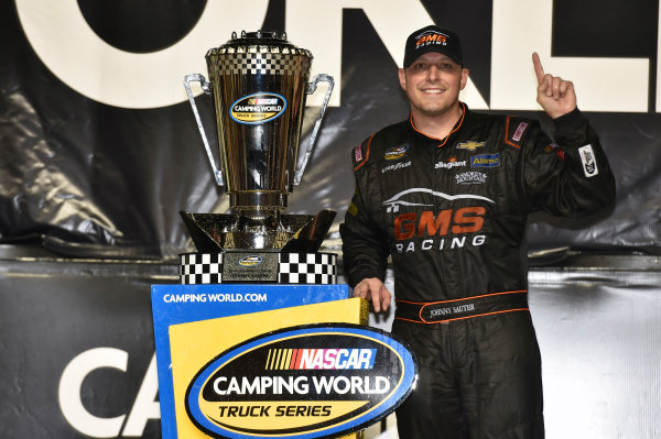 18 November, 2016, Homestead, Florida USA
Johnny Sauter celebrates his Championship
? 2016, Nigel Kinrade
LAT Photo USA 18 November, 2016, Homestead, Florida USA
Johnny Sauter celebrates his Championship
? 2016, Nigel Kinrade
LAT Photo USA