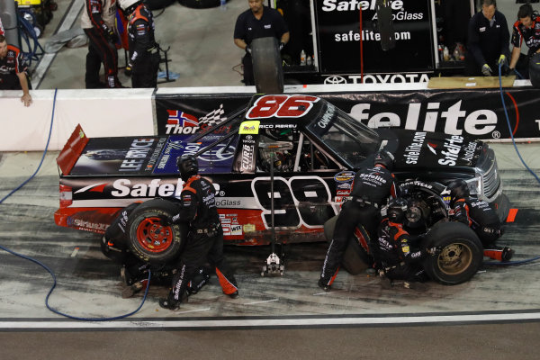 12 November, 2016, Avondale, Arizona, USA
Rico Abreu, pit stop
?2016, Michael L. Levitt
LAT Photo USA 12 November, 2016, Avondale, Arizona, USA
Rico Abreu, pit stop
?2016, Michael L. Levitt
LAT Photo USA