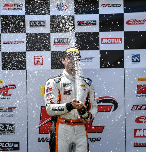 Pirelli World Challenge
Grand Prix of Mid-Ohio
Mid-Ohio Sports Car Course, Lexington, OH USA
Sunday 30 July 2017
Alvaro Parente
World Copyright: Richard Dole/LAT Images
ref: Digital Image RD_MIDO_17_315 Pirelli World Challenge
Grand Prix of Mid-Ohio
Mid-Ohio Sports Car Course, Lexington, OH USA
Sunday 30 July 2017
Alvaro Parente
World Copyright: Richard Dole/LAT Images
ref: Digital Image RD_MIDO_17_315