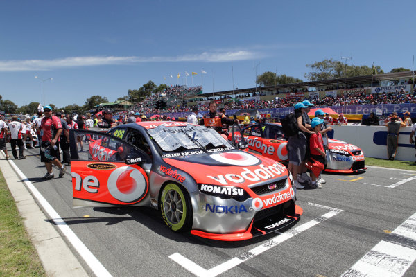 Big Pond 300, Barbagallo Raceway, Wanneroo.
Australia. 20th - 22nd November 2009.
Car 888, Craig Lowndes, Falcon FG, Ford, T8, TeamVodafone, Triple Eight Race Engineering, Triple Eight Racing.
World Copyright: Mark Horsburgh/LAT Photographic
ref: 888-Lowndes-EV13-09-2444