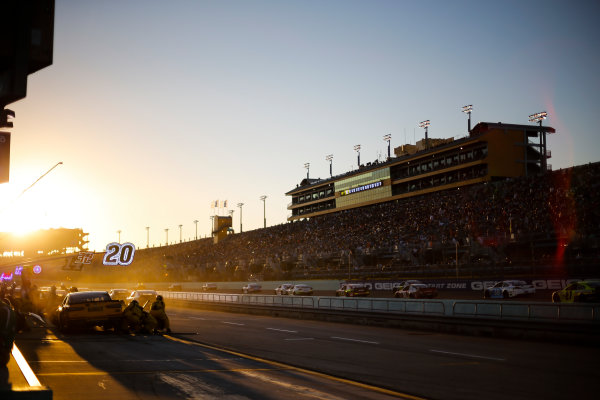 Monster Energy NASCAR Cup Series
Ford EcoBoost 400
Homestead-Miami Speedway, Homestead, FL USA
Sunday 19 November 2017
Matt Kenseth, Joe Gibbs Racing, DEWALT Hurricane Recovery Toyota Camry pit stop, sunset
World Copyright: Barry Cantrell
LAT Images Monster Energy NASCAR Cup Series
Ford EcoBoost 400
Homestead-Miami Speedway, Homestead, FL USA
Sunday 19 November 2017
Matt Kenseth, Joe Gibbs Racing, DEWALT Hurricane Recovery Toyota Camry pit stop, sunset
World Copyright: Barry Cantrell
LAT Images