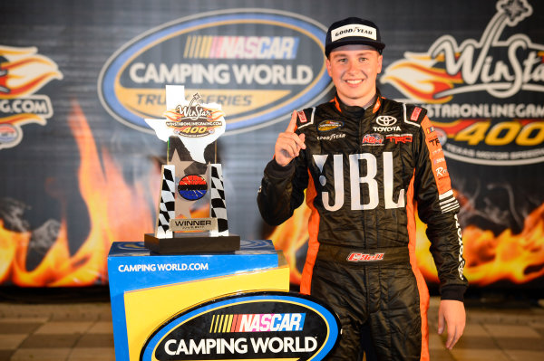 NASCAR Camping World Truck Series
winstaronlinegaming.com 400
Texas Motor Speedway, Ft. Worth, TX USA
Friday 9 June 2017
Christopher Bell, JBL Toyota Tundra, celebrates in Victory Lane.
World Copyright: John K Harrelson
LAT Images
ref: Digital Image 17TEX2jh_02497 NASCAR Camping World Truck Series
winstaronlinegaming.com 400
Texas Motor Speedway, Ft. Worth, TX USA
Friday 9 June 2017
Christopher Bell, JBL Toyota Tundra, celebrates in Victory Lane.
World Copyright: John K Harrelson
LAT Images
ref: Digital Image 17TEX2jh_02497
