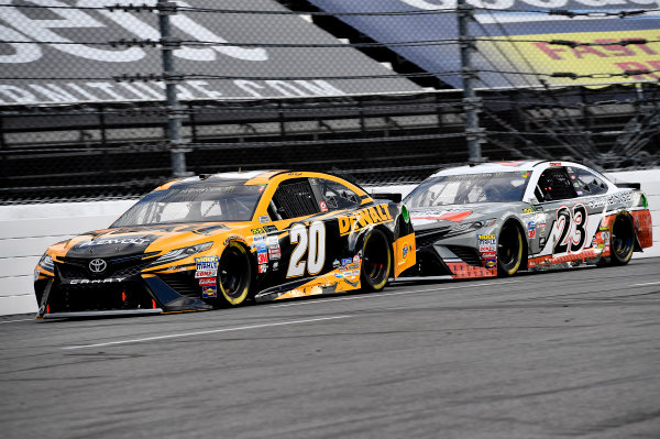 Monster Energy NASCAR Cup Series
First Data 500
Martinsville Speedway, Martinsville VA USA
Sunday 29 October 2017
Matt Kenseth, Joe Gibbs Racing, DEWALT Flexvolt Toyota Camry
World Copyright: Rusty Jarrett
LAT Images Monster Energy NASCAR Cup Series
First Data 500
Martinsville Speedway, Martinsville VA USA
Sunday 29 October 2017
Matt Kenseth, Joe Gibbs Racing, DEWALT Flexvolt Toyota Camry
World Copyright: Rusty Jarrett
LAT Images