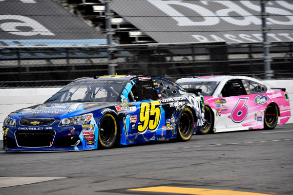Monster Energy NASCAR Cup Series
First Data 500
Martinsville Speedway, Martinsville VA USA
Sunday 29 October 2017
Michael McDowell, Leavine Family Racing, Jolt Chevrolet SS
World Copyright: Rusty Jarrett
LAT Images Monster Energy NASCAR Cup Series
First Data 500
Martinsville Speedway, Martinsville VA USA
Sunday 29 October 2017
Michael McDowell, Leavine Family Racing, Jolt Chevrolet SS
World Copyright: Rusty Jarrett
LAT Images