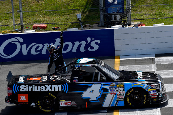 NASCAR Camping World Truck Series
Overton’s 150
Pocono Raceway, Long Pond, PA USA
Saturday 29 July 2017
Christopher Bell, SiriusXM Toyota Tundra
World Copyright: Rusty Jarrett
LAT Images NASCAR Camping World Truck Series
Overton’s 150
Pocono Raceway, Long Pond, PA USA
Saturday 29 July 2017
Christopher Bell, SiriusXM Toyota Tundra
World Copyright: Rusty Jarrett
LAT Images