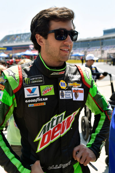 Monster Energy NASCAR Cup Series
Monster Energy NASCAR All-Star Race
Charlotte Motor Speedway, Concord, NC USA
Friday 19 May 2017
Chase Elliott, Hendrick Motorsports, Mountain Dew Chevrolet SS
World Copyright: Nigel Kinrade
LAT Images
ref: Digital Image 17CLT1nk01767 Monster Energy NASCAR Cup Series
Monster Energy NASCAR All-Star Race
Charlotte Motor Speedway, Concord, NC USA
Friday 19 May 2017
Chase Elliott, Hendrick Motorsports, Mountain Dew Chevrolet SS
World Copyright: Nigel Kinrade
LAT Images
ref: Digital Image 17CLT1nk01767