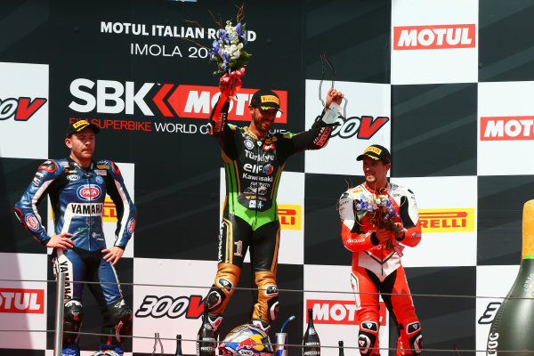 2017 Superbike World Championship - Round 5
Imola, Italy.
Sunday 14 May 2017
Podium SSP: race winner Kenan Sofuoglu, Kawasaki Puccetti Racing, second place Lucas Mahias, GRT Yamaha Official WorldSSP Team, third place P.J. Jacobsen, MV Agusta
World Copyright: Gold and Goose Photography/LAT Images
ref: Digital Image 18860 2017 Superbike World Championship - Round 5
Imola, Italy.
Sunday 14 May 2017
Podium SSP: race winner Kenan Sofuoglu, Kawasaki Puccetti Racing, second place Lucas Mahias, GRT Yamaha Official WorldSSP Team, third place P.J. Jacobsen, MV Agusta
World Copyright: Gold and Goose Photography/LAT Images
ref: Digital Image 18860