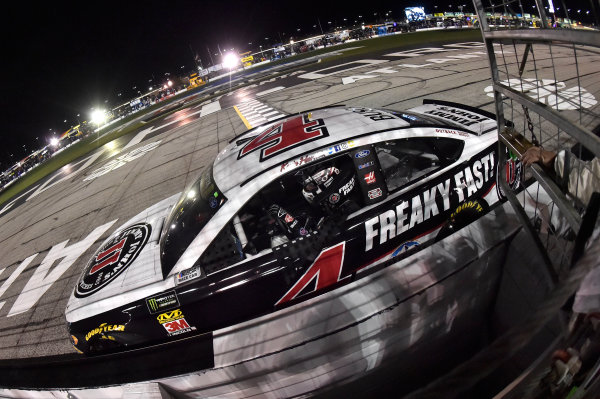 Monster Energy NASCAR Cup Series
Folds of Honor Quik Trip 500
Atlanta Motor Speedway, Hampton, GA USA
Sunday 25 February 2018
Kevin Harvick, Stewart-Haas Racing, Jimmy John's Ford Fusion celebrates his win
World Copyright: Nigel Kinrade
NKP / LAT Images Monster Energy NASCAR Cup Series
Folds of Honor Quik Trip 500
Atlanta Motor Speedway, Hampton, GA USA
Sunday 25 February 2018
Kevin Harvick, Stewart-Haas Racing, Jimmy John's Ford Fusion celebrates his win
World Copyright: Nigel Kinrade
NKP / LAT Images