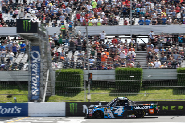 NASCAR Camping World Truck Series
Overton?s 150
Pocono Raceway, Long Pond, PA USA
Saturday 29 July 2017
Christopher Bell, SiriusXM Toyota Tundra, crosses the line to win in Pocono.
World Copyright: John K Harrelson
LAT Images NASCAR Camping World Truck Series
Overton?s 150
Pocono Raceway, Long Pond, PA USA
Saturday 29 July 2017
Christopher Bell, SiriusXM Toyota Tundra, crosses the line to win in Pocono.
World Copyright: John K Harrelson
LAT Images