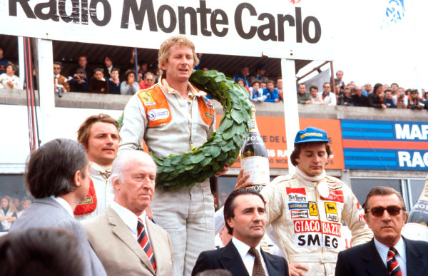 1979 French Grand Prix.
Dijon-Prenois, France.
29/6-1/7 1979.
Jean-Pierre Jabouille (Equipe Renault) 1st position, Gilles Villeneuve (Ferrari) 2nd position and Rene Arnoux (Equipe Renault) 3rd position on the podium. FIA President Jean-Marie Balestre stands in front on the right.
Ref-79 FRA 03.
World Copyright - LAT Photographic



