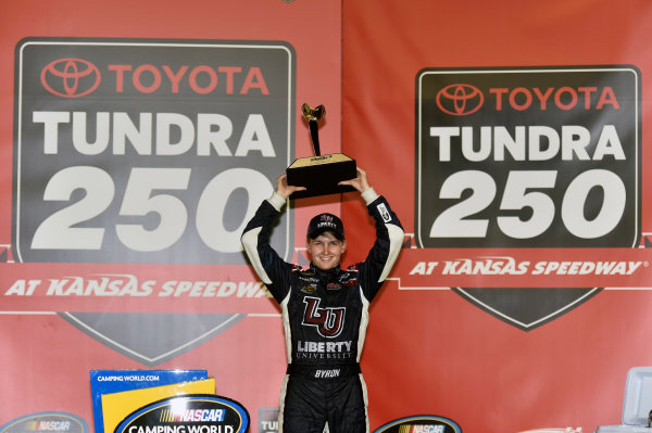 5-6 May, 2016, Kansas City, Kansas USA
William Byron celebrates his win in Victory Lane
? 2016, Nigel Kinrade
LAT Photo USA 5-6 May, 2016, Kansas City, Kansas USA
William Byron celebrates his win in Victory Lane
? 2016, Nigel Kinrade
LAT Photo USA