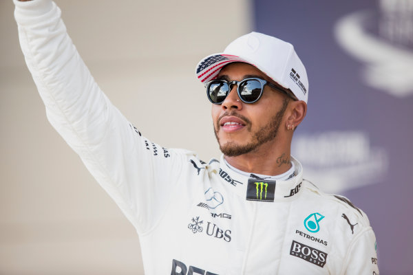 Circuit of the Americas, Austin, Texas, United States of America.
Saturday 21 October 2017.
Lewis Hamilton, Mercedes AMG, celebrates on the grid after securing pole.
World Copyright: Zak Mauger/LAT Images
ref: Digital Image _56I1843 Circuit of the Americas, Austin, Texas, United States of America.
Saturday 21 October 2017.
Lewis Hamilton, Mercedes AMG, celebrates on the grid after securing pole.
World Copyright: Zak Mauger/LAT Images
ref: Digital Image _56I1843