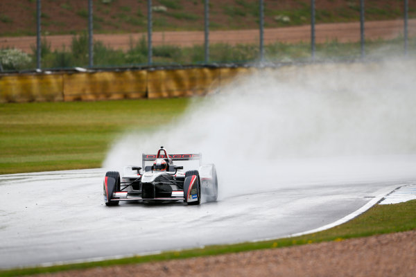 FIA Formula E Championship 2015/16.
Pre-season Testing Session One.
Jerome D'Ambrosio (FRA) Dragon Racing - Venturi VM200-FE-01 
Donnington Park Racecourse, Derby, England.
Monday 10 August 2015
Photo: Adam Warner/LAT/Autocar
ref: Digital Image _L5R8288
