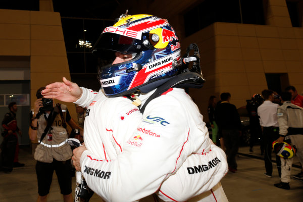 2015 FIA World Endurance Championship
Bahrain 6-Hours
Bahrain International Circuit, Bahrain
Saturday 21 November 2015.
Mark Webber (#17 LMP1 Porsche AG Porsche 919 Hybrid celebrates after winning the drivers championship.
World Copyright: Alastair Staley/LAT Photographic
ref: Digital Image _79P1319 2015 FIA World Endurance Championship
Bahrain 6-Hours
Bahrain International Circuit, Bahrain
Saturday 21 November 2015.
Mark Webber (#17 LMP1 Porsche AG Porsche 919 Hybrid celebrates after winning the drivers championship.
World Copyright: Alastair Staley/LAT Photographic
ref: Digital Image _79P1319