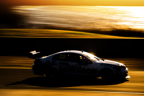 2017 Supercars Championship Round 9. 
Sydney SuperSprint, Sydney Motorsport Park, Eastern Creek, Australia.
Friday 18th August to Sunday 20th August 2017.
Garth Tander, Garry Rogers Motorsport. 
World Copyright: Daniel Kalisz/LAT Images
Ref: Digital Image 180817_VASCR9_DKIMG_2032.jpg