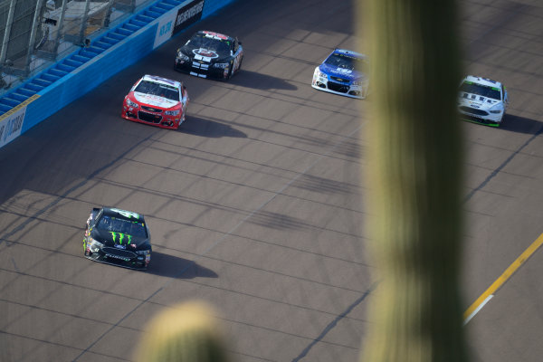 Monster Energy NASCAR Cup Series
Can-Am 500
Phoenix Raceway, Avondale, AZ USA
Sunday 12 November 2017
Kurt Busch, Stewart-Haas Racing, Monster Energy/Haas Automation Ford Fusion, Ty Dillon, Germain Racing, GEICO Military Chevrolet SS
World Copyright: Logan Whitton
LAT Images