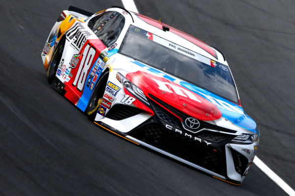 Monster Energy NASCAR Cup Series
Coca-Cola 600
Charlotte Motor Speedway, Concord, NC USA
Thursday 25 May 2017
Kyle Busch, Joe Gibbs Racing, M&M's Red, White & Blue Toyota Camry
World Copyright: Lesley Ann Miller
LAT Images Monster Energy NASCAR Cup Series
Coca-Cola 600
Charlotte Motor Speedway, Concord, NC USA
Thursday 25 May 2017
Kyle Busch, Joe Gibbs Racing, M&M's Red, White & Blue Toyota Camry
World Copyright: Lesley Ann Miller
LAT Images
