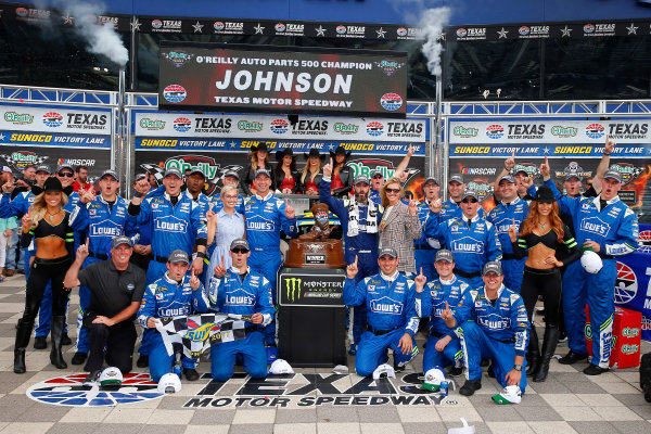 2017 Monster Energy NASCAR Cup Series
O'Reilly Auto Parts 500
Texas Motor Speedway, Fort Worth, TX USA
Sunday 9 April 2017
Jimmie Johnson celebrates in victory lane
World Copyright: Russell LaBounty/LAT Images
ref: Digital Image 17TEX1rl_5270 2017 Monster Energy NASCAR Cup Series
O'Reilly Auto Parts 500
Texas Motor Speedway, Fort Worth, TX USA
Sunday 9 April 2017
Jimmie Johnson celebrates in victory lane
World Copyright: Russell LaBounty/LAT Images
ref: Digital Image 17TEX1rl_5270