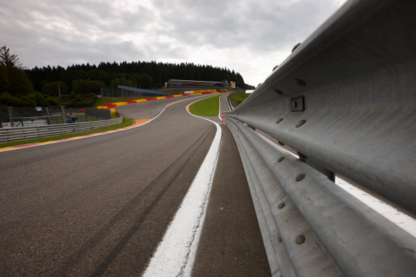 Spa-Francorchamps, Spa, Belgium
25th August 2011.
Eau Rouge. Atmosphere. Circuit Close-Ups.
World Copyright: Steve Etherington/LAT Photographic
ref: Digital Image SNE26210