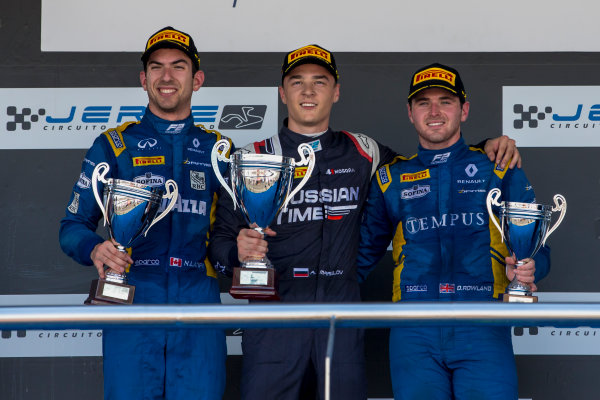 2017 FIA Formula 2 Round 10.
Circuito de Jerez, Jerez, Spain.
Sunday 8 October 2017.
Nicholas Latifi (CAN, DAMS), Artem Markelov (RUS, RUSSIAN TIME), Oliver Rowland (GBR, DAMS).
Photo: Zak Mauger/FIA Formula 2.
ref: Digital Image _X0W2934 2017 FIA Formula 2 Round 10.
Circuito de Jerez, Jerez, Spain.
Sunday 8 October 2017.
Nicholas Latifi (CAN, DAMS), Artem Markelov (RUS, RUSSIAN TIME), Oliver Rowland (GBR, DAMS).
Photo: Zak Mauger/FIA Formula 2.
ref: Digital Image _X0W2934