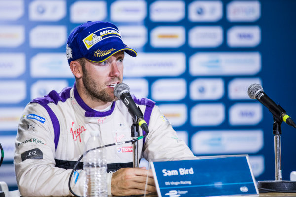 2016/2017 FIA Formula E Championship.
Round 10 - New York City ePrix, Brooklyn, New York, USA.
Sunday 16 July 2017.
Winner Sam Bird (GBR), DS Virgin Racing, Spark-Citroen, Virgin DSV-02, in the press conference.
Photo: Sam Bloxham/LAT/Formula E
ref: Digital Image _W6I3692