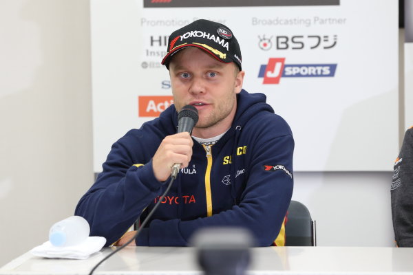 2017 Japanese Super Formula.
Suzuka, Japan. 21st - 22nd October 2017. Rd 7. Cancelled race due to Typhoon.
2017 Driver?s 3rd position Felix Rosenqvist ( #7 SUNOCO TEAM LEMANS SF14 ) portrait
World Copyright: Yasushi Ishihara / LAT Images.
Ref: 2017_SF_Rd7_027 2017 Japanese Super Formula.
Suzuka, Japan. 21st - 22nd October 2017. Rd 7. Cancelled race due to Typhoon.
2017 Driver?s 3rd position Felix Rosenqvist ( #7 SUNOCO TEAM LEMANS SF14 ) portrait
World Copyright: Yasushi Ishihara / LAT Images.
Ref: 2017_SF_Rd7_027