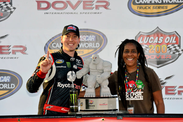 30-31 May 2013, Dover, Delaware USA
Kyle Busch celebrates his win in Victory Lane
©2013, Nigel Kinrade
LAT Photo USA 30-31 May 2013, Dover, Delaware USA
Kyle Busch celebrates his win in Victory Lane
©2013, Nigel Kinrade
LAT Photo USA