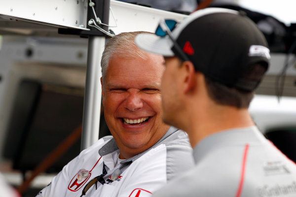 Verizon IndyCar Series
Chevrolet Detroit Grand Prix
Raceway at Belle Isle Park, Detroit, MI USA
Friday 2 June 2017
Graham Rahal, Rahal Letterman Lanigan Racing Honda chats with Honda's Art St. Cyr
World Copyright: Phillip Abbott
LAT Images
ref: Digital Image abbott_detroit_0617_0008