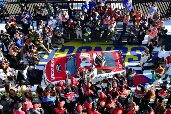 Monster Energy NASCAR Cup Series
AXALTA presents the Pocono 400
Pocono Raceway, Long Pond, PA USA
Sunday 11 June 2017
Ryan Blaney, Wood Brothers Racing, Motorcraft/Quick Lane Tire & Auto Center Ford Fusion
World Copyright: Rusty Jarrett
LAT Images