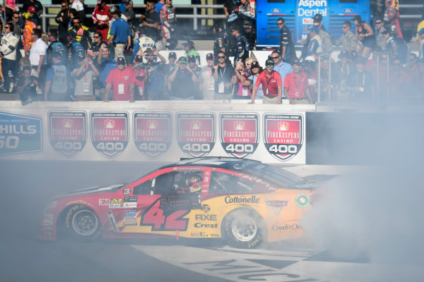 Monster Energy NASCAR Cup Series
FireKeepers Casino 400
Michigan International Speedway, Brooklyn, MI USA
Sunday 18 June 2017
Kyle Larson, Chip Ganassi Racing, Cars 3 Target Chevrolet SS celebrates with a burnout
World Copyright: Logan Whitton
LAT Images Monster Energy NASCAR Cup Series
FireKeepers Casino 400
Michigan International Speedway, Brooklyn, MI USA
Sunday 18 June 2017
Kyle Larson, Chip Ganassi Racing, Cars 3 Target Chevrolet SS celebrates with a burnout
World Copyright: Logan Whitton
LAT Images