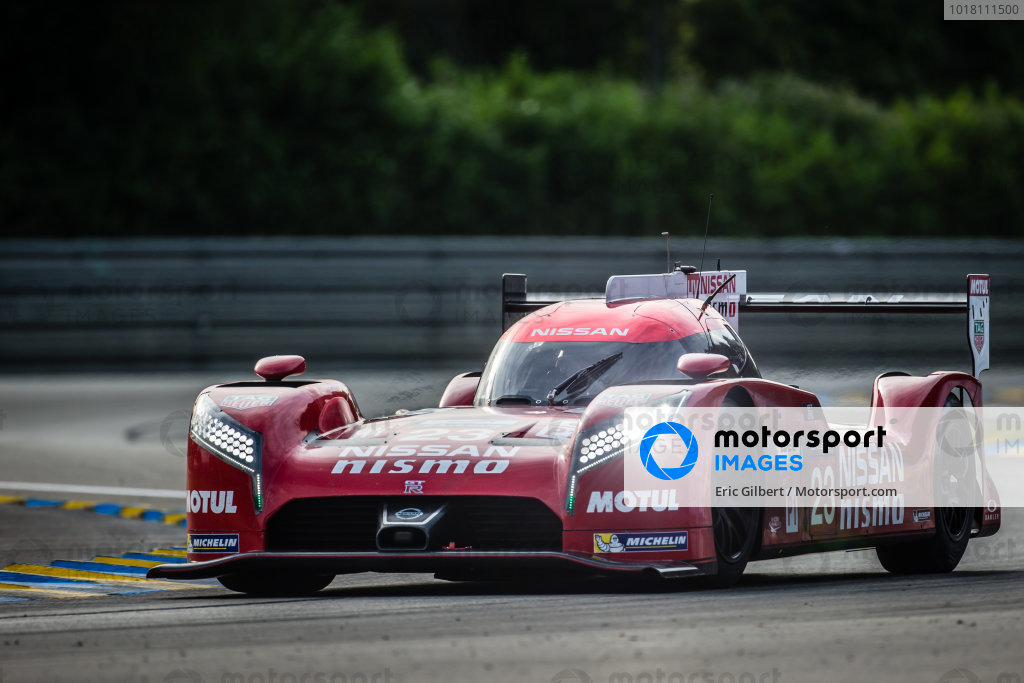 #23 Nissan Motorsports Nissan GT-R LM NISMO: Olivier Pla, Jann ...