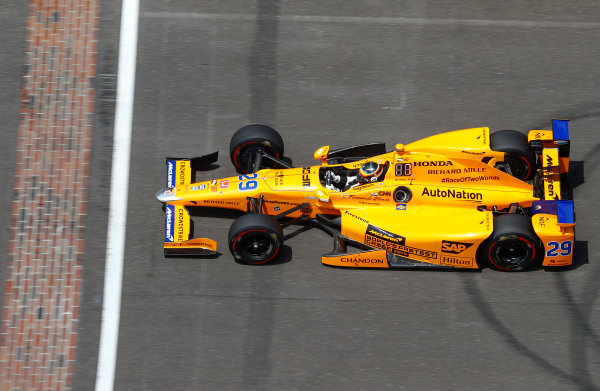 Verizon IndyCar Series
Indianapolis 500 Race
Indianapolis Motor Speedway, Indianapolis, IN USA
Sunday 28 May 2017
Fernando Alonso, McLaren-Honda-Andretti Honda.
World Copyright: Steven Tee/LAT Images
ref: Digital Image _R3I8573 Verizon IndyCar Series
Indianapolis 500 Race
Indianapolis Motor Speedway, Indianapolis, IN USA
Sunday 28 May 2017
Fernando Alonso, McLaren-Honda-Andretti Honda.
World Copyright: Steven Tee/LAT Images
ref: Digital Image _R3I8573