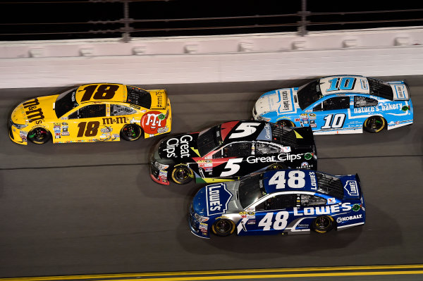 12-13 February, 2016, Daytona Beach, Florida, USA
Kyle Busch, M&M's 75 Toyota Camry (18), Kasey Kahne (5), Jimmie Johnson (48), Danica Patrick (10)
?2016, John Harrelson / LAT Photo USA
