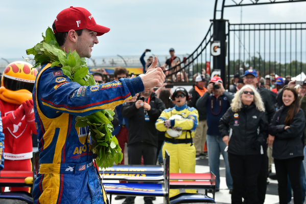 Verizon IndyCar Series
IndyCar Grand Prix at the Glen
Watkins Glen International, Watkins Glen, NY USA
Sunday 3 September 2017
Alexander Rossi, Curb Andretti Herta Autosport with Curb-Agajanian Honda celebrates the win in Victory Lane
World Copyright: Scott R LePage
LAT Images
ref: Digital Image lepage-170903-wg-7927 Verizon IndyCar Series
IndyCar Grand Prix at the Glen
Watkins Glen International, Watkins Glen, NY USA
Sunday 3 September 2017
Alexander Rossi, Curb Andretti Herta Autosport with Curb-Agajanian Honda celebrates the win in Victory Lane
World Copyright: Scott R LePage
LAT Images
ref: Digital Image lepage-170903-wg-7927