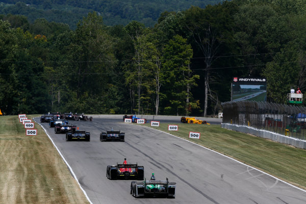 31 July - 2 August, 2015, Lexington, Ohio, USA
Racing into turn 1
© 2015, Michael L. Levitt
LAT Photo USA
