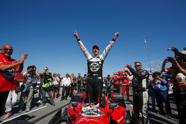 31 July - 2 August, 2015, Lexington, Ohio, USA
Winner Graham Rahal celebrates in Victory Lane
© 2015, Michael L. Levitt
LAT Photo USA
