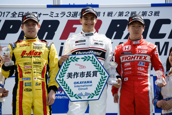 2017 Japanese Formula 3 Championship.
Okayama, Japan. 1st - 2nd April 2017. Rd 1, 2 & 3.
Rd.2 Winner Alex Palou ( #12 Three Bond Racing with DRAGO CORSE ) 2nd position Mitsunori Takaboshi ( #23 B-MAX NDDP F3 ) 3rd position Ritomo Miyata ( Corolla Chukyo Kuo TOM?S F314 ) podium, portrait.
World Copyright: Masaaki Kitagawa / LAT Images.
Ref: 2017JF3_Rd1_3_009 2017 Japanese Formula 3 Championship.
Okayama, Japan. 1st - 2nd April 2017. Rd 1, 2 & 3.
Rd.2 Winner Alex Palou ( #12 Three Bond Racing with DRAGO CORSE ) 2nd position Mitsunori Takaboshi ( #23 B-MAX NDDP F3 ) 3rd position Ritomo Miyata ( Corolla Chukyo Kuo TOM?S F314 ) podium, portrait.
World Copyright: Masaaki Kitagawa / LAT Images.
Ref: 2017JF3_Rd1_3_009