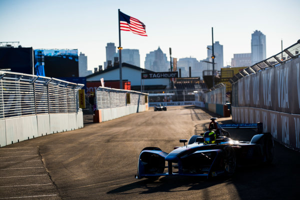 2016/2017 FIA Formula E Championship.
Round 10 - New York City ePrix, Brooklyn, New York, USA.
Sunday 16 July 2017.
Tom Dillmann (FRA), Venturi, Spark-Venturi, Venturi VM200-FE-02.
Photo: Sam Bloxham/LAT/Formula E
ref: Digital Image _J6I4165