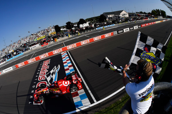 2-4 September, 2016, Watkins Glen, New York USA
Scott Dixon crosses the finish line under the checkered flag for the win
?2016, Scott R LePage 
LAT Photo USA
