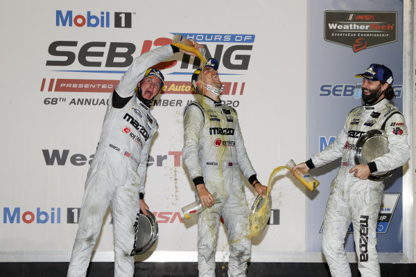 #55 Mazda Team Joest Mazda DPi, DPi: Jonathan Bomarito, Harry Tincknell, podium, champagne, orange juice #55 Mazda Team Joest Mazda DPi, DPi: Jonathan Bomarito, Harry Tincknell, podium, champagne, orange juice